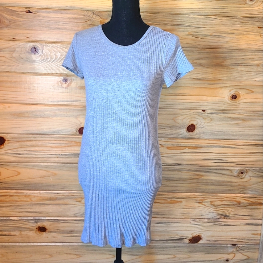 H& M DIVIDED Grey Sweater Dress. Medium